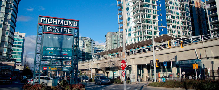 Richmond center mall and Canada Line